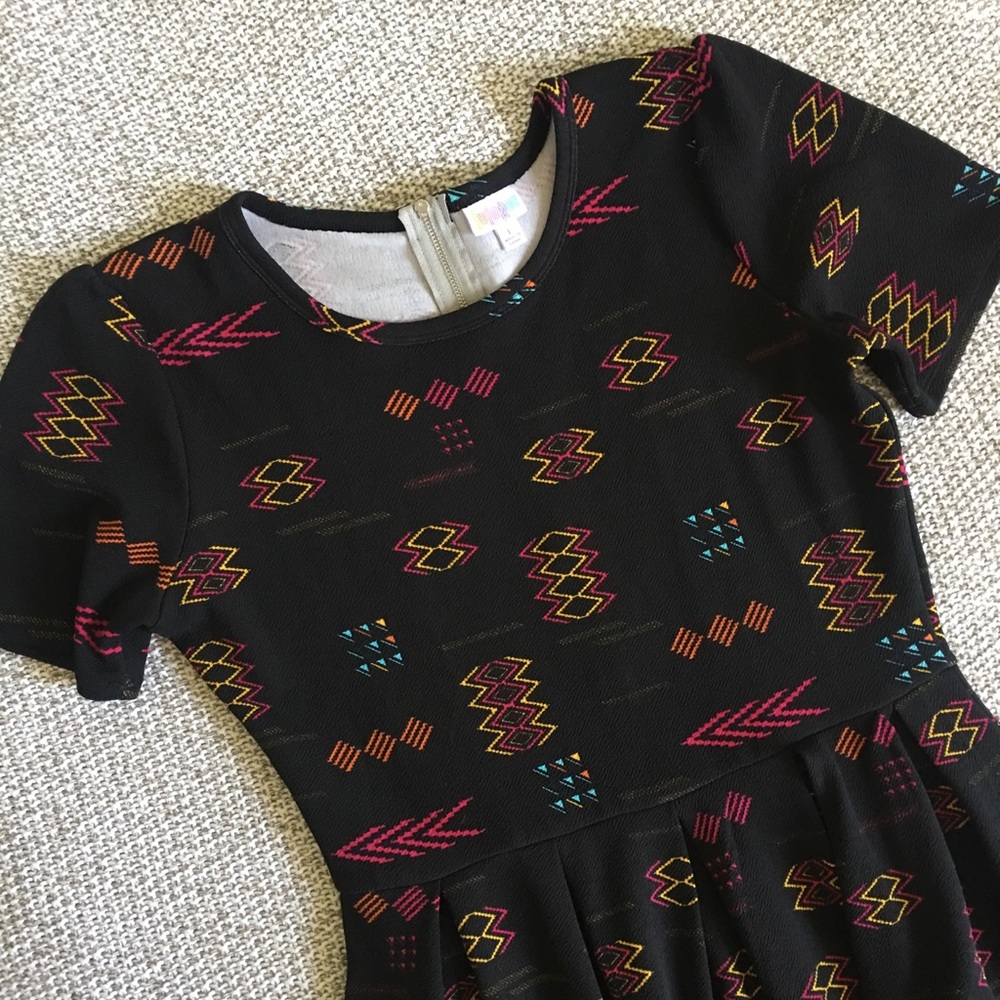 LuLaRoe Amelia